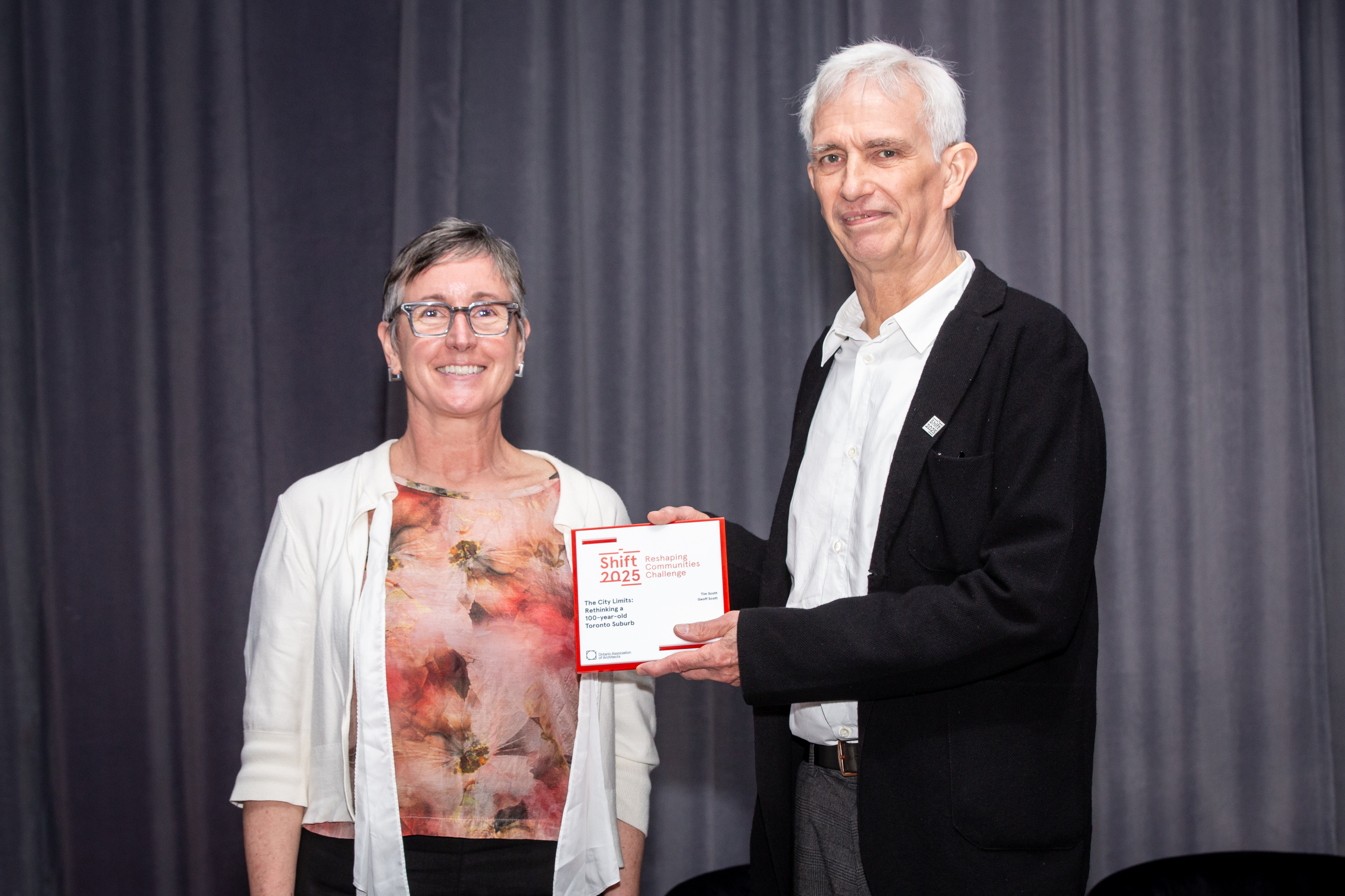 Tim Scott accepting SHIFT award from OAA Vice President and Treasurer Lara McKendrick