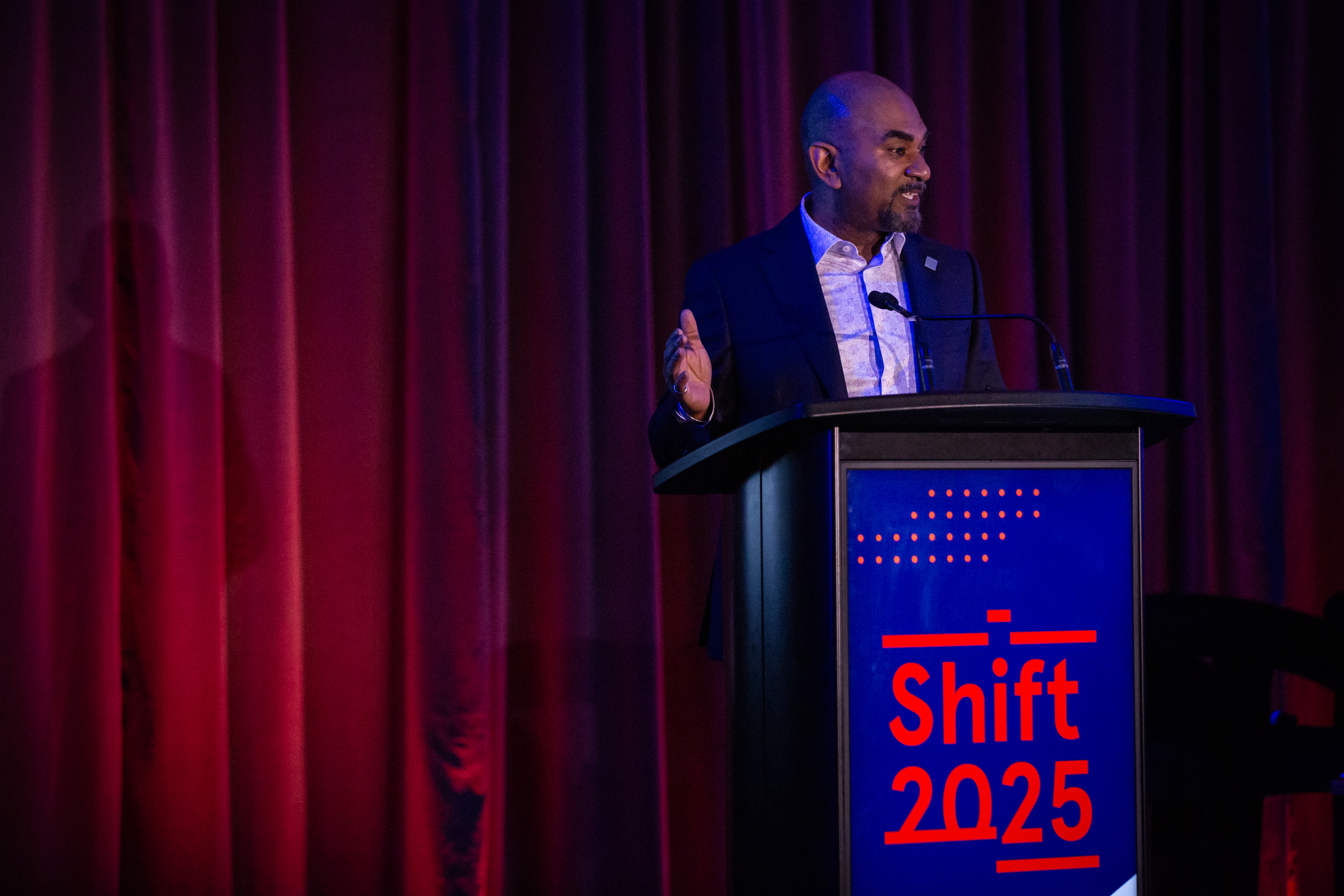 David Peterson delivering his SHIFT presentation