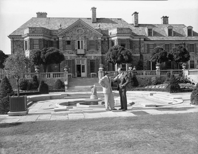 blOAAG Graydon Hall Manor (1936)